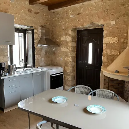 Appartement Pezula Mani à Yerolimin Extérieur photo